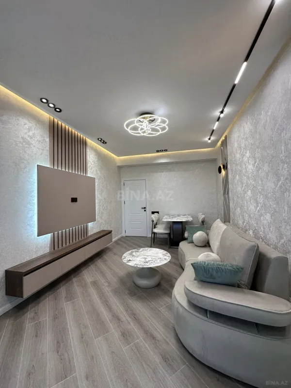 Satılır 2 otaqlı mənzil 66 m²