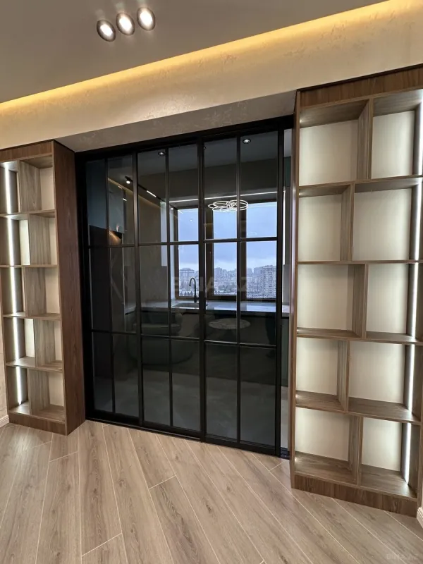 Satılır 2 otaqlı mənzil 66 m²