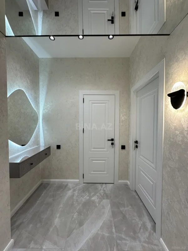 Satılır 2 otaqlı mənzil 66 m²