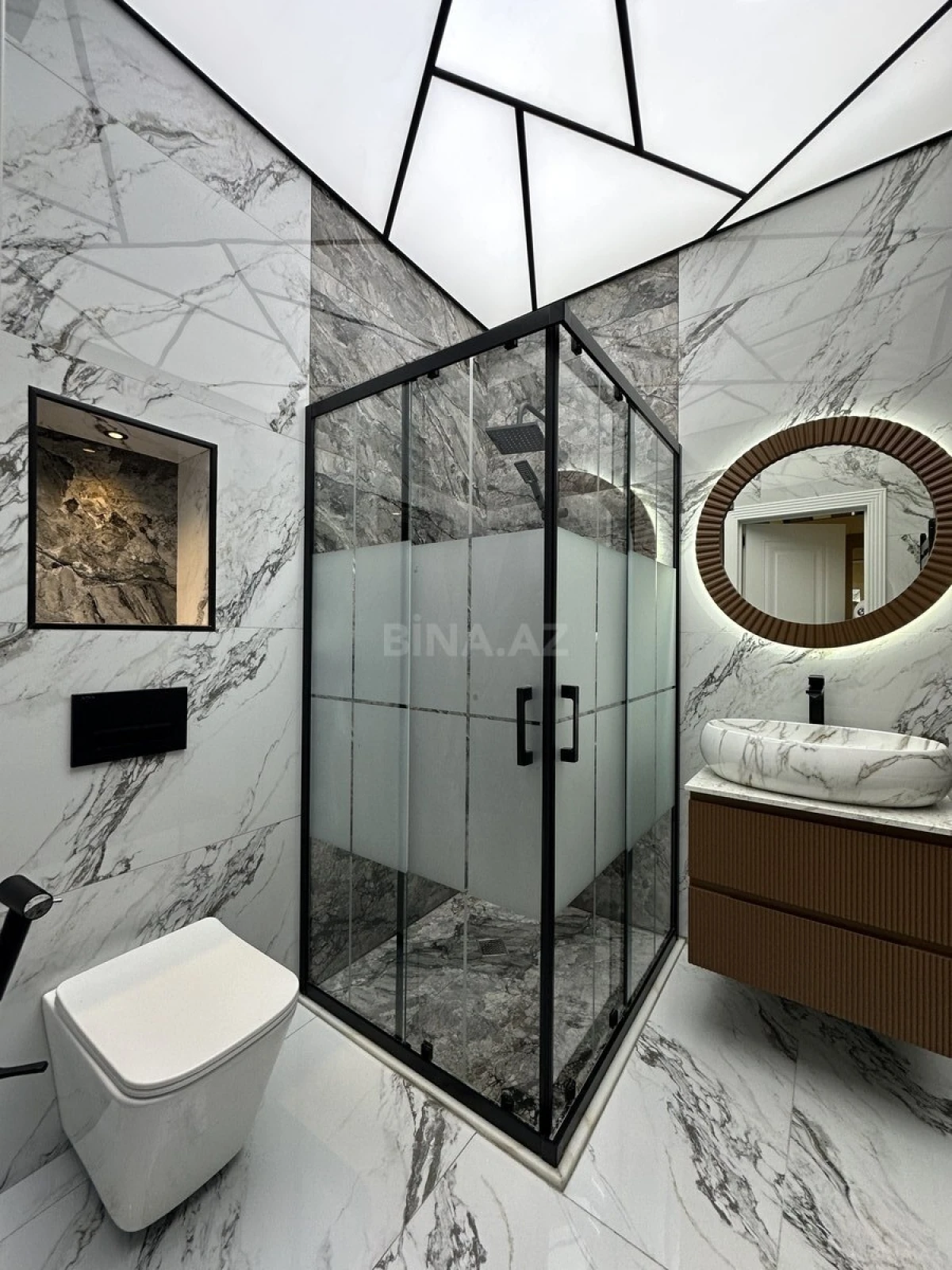 Satılır 2 otaqlı mənzil 66 m²