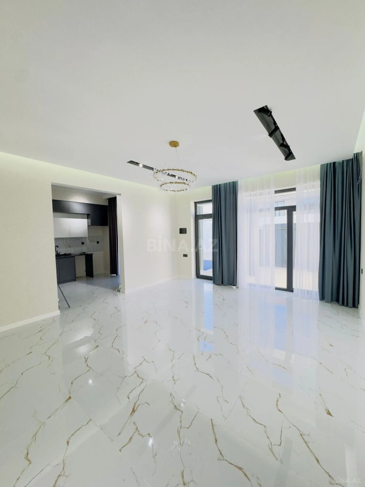 Satılır 4 otaqlı həyət evi 130 m²