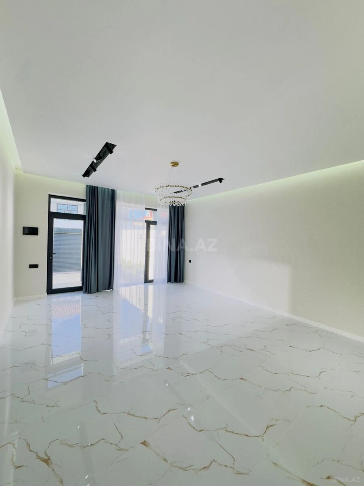 Satılır 4 otaqlı həyət evi 130 m²