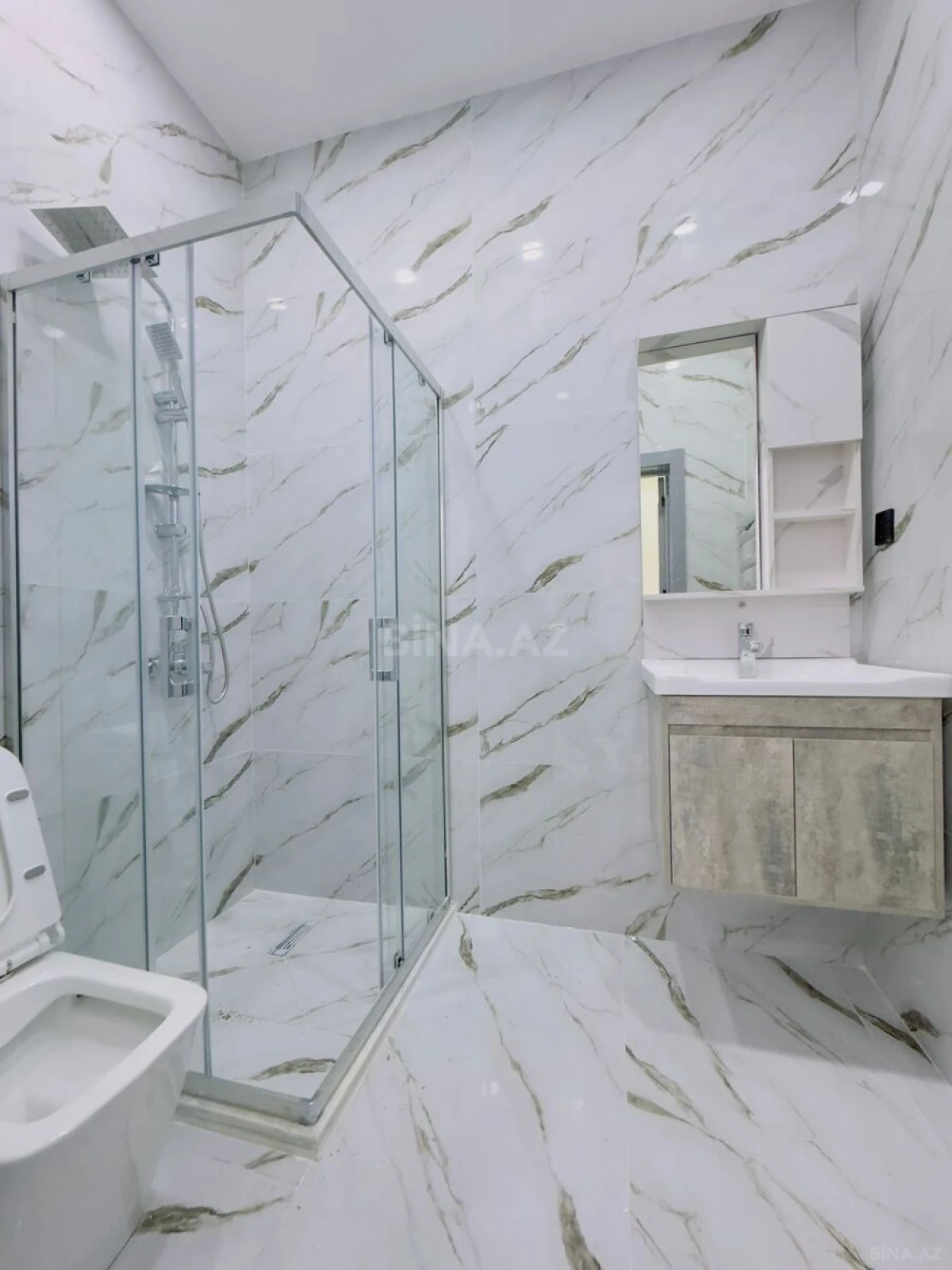 Satılır 4 otaqlı həyət evi 130 m²