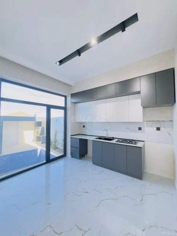 Satılır 4 otaqlı həyət evi 130 m²