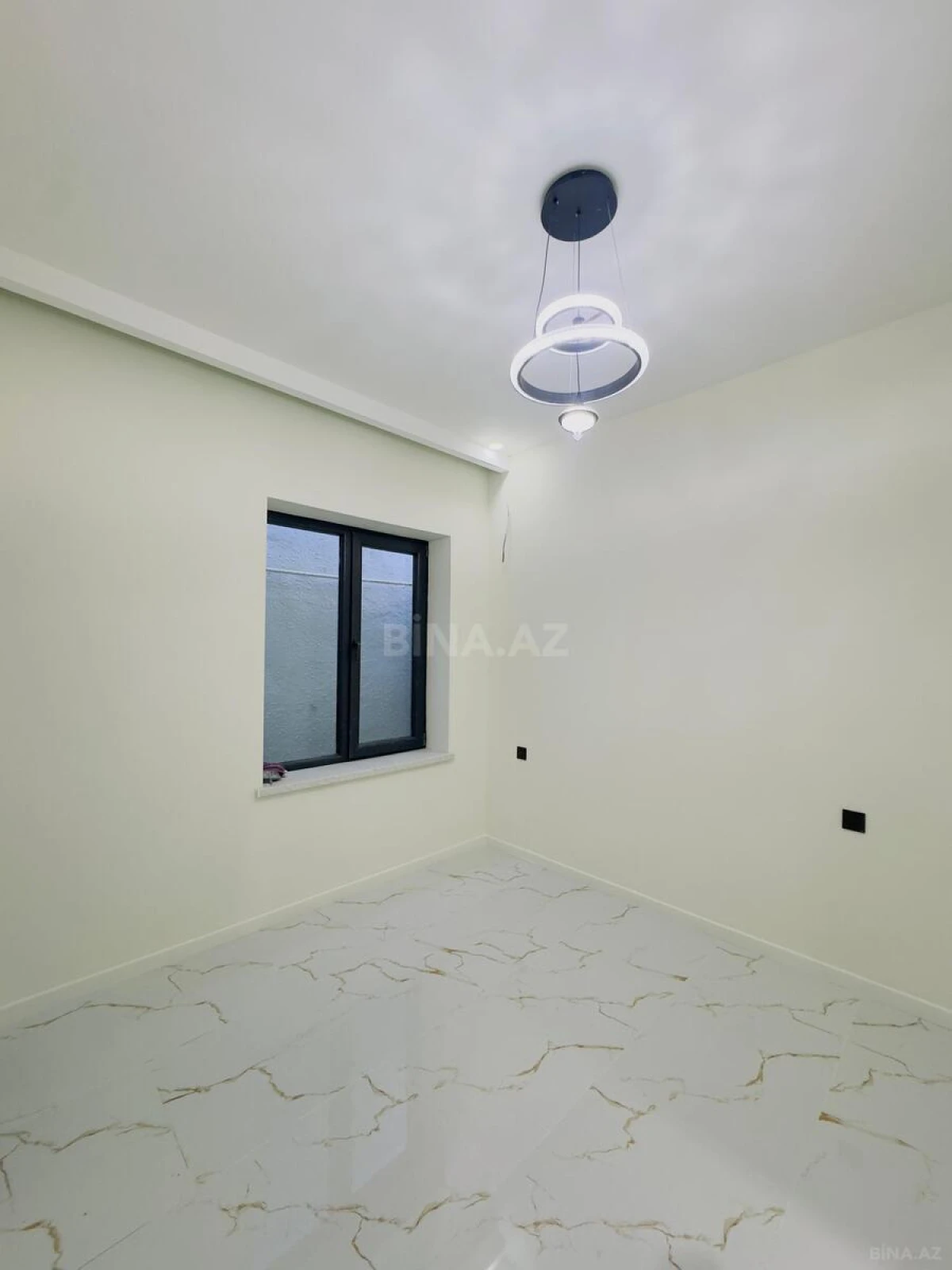 Satılır 4 otaqlı həyət evi 130 m²
