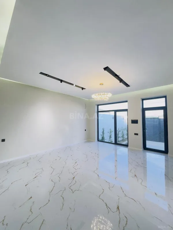 Satılır 4 otaqlı həyət evi 130 m²