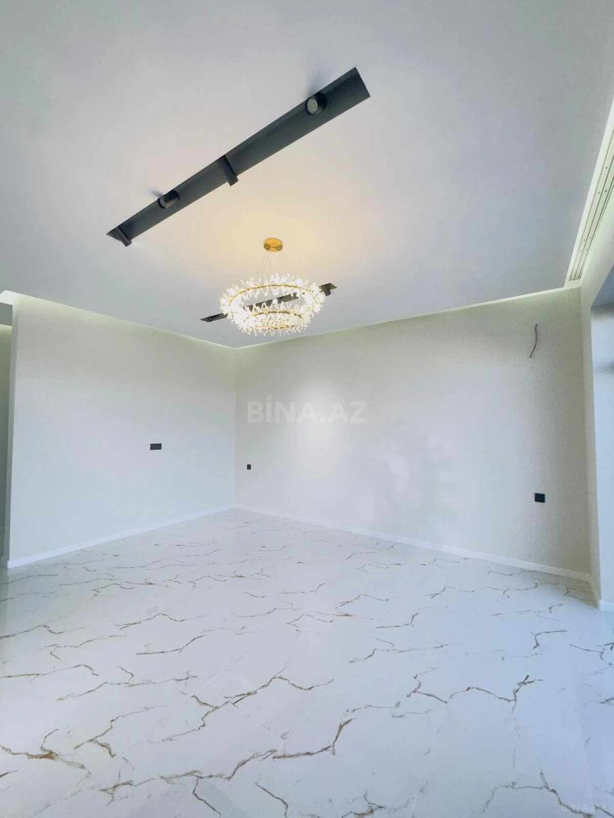Satılır 4 otaqlı həyət evi 130 m²
