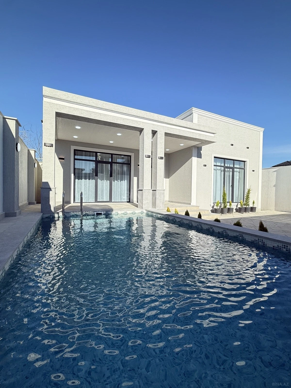 Satılır 4 otaqlı həyət evi 120 m²