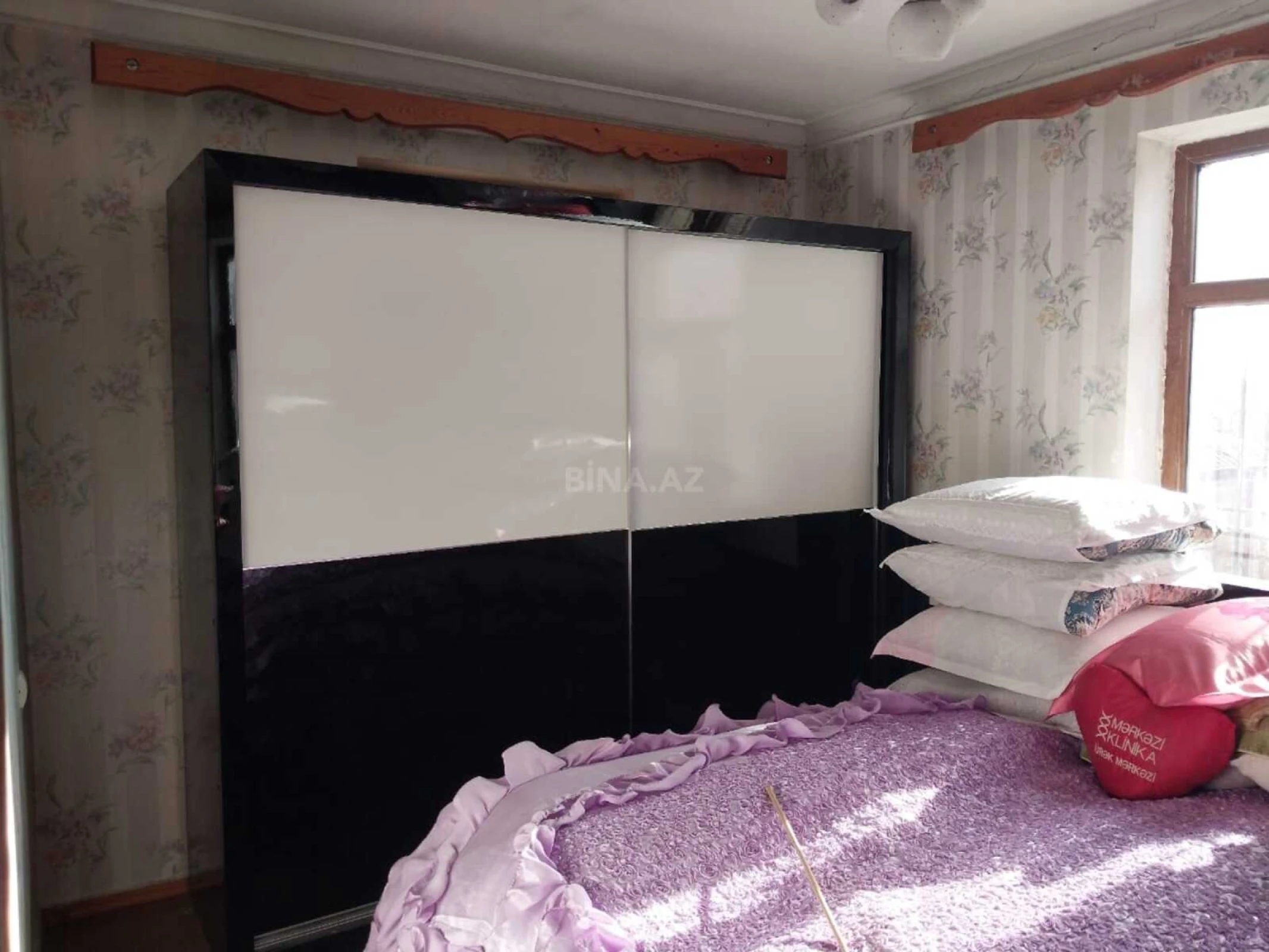 Satılır 6 otaqlı həyət evi 250 m²