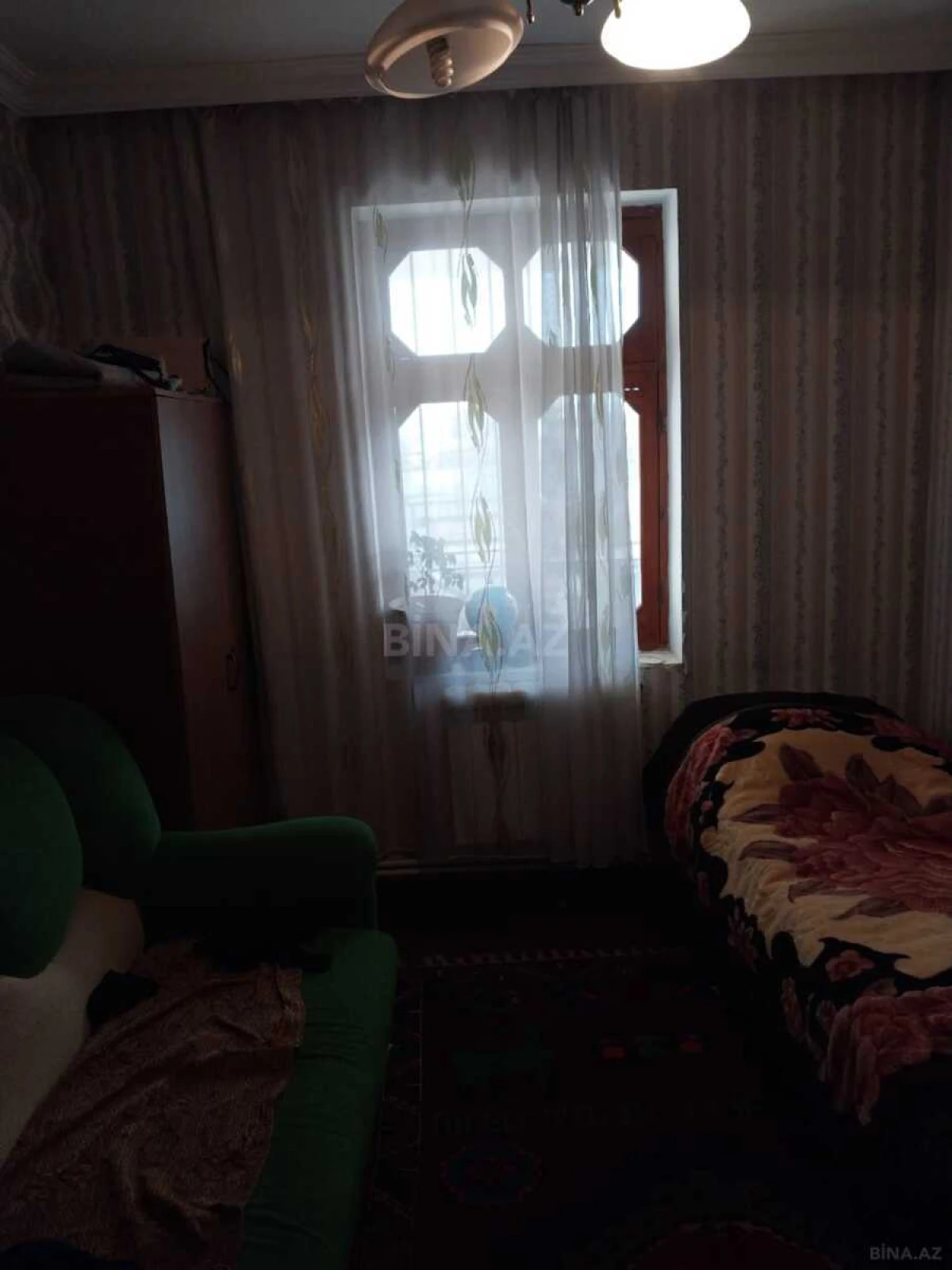 Satılır 6 otaqlı həyət evi 250 m²