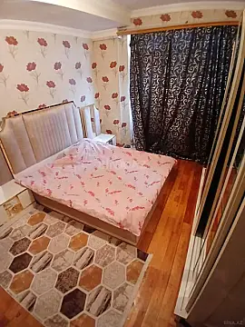 Satılır 2 otaqlı mənzil 70 m²