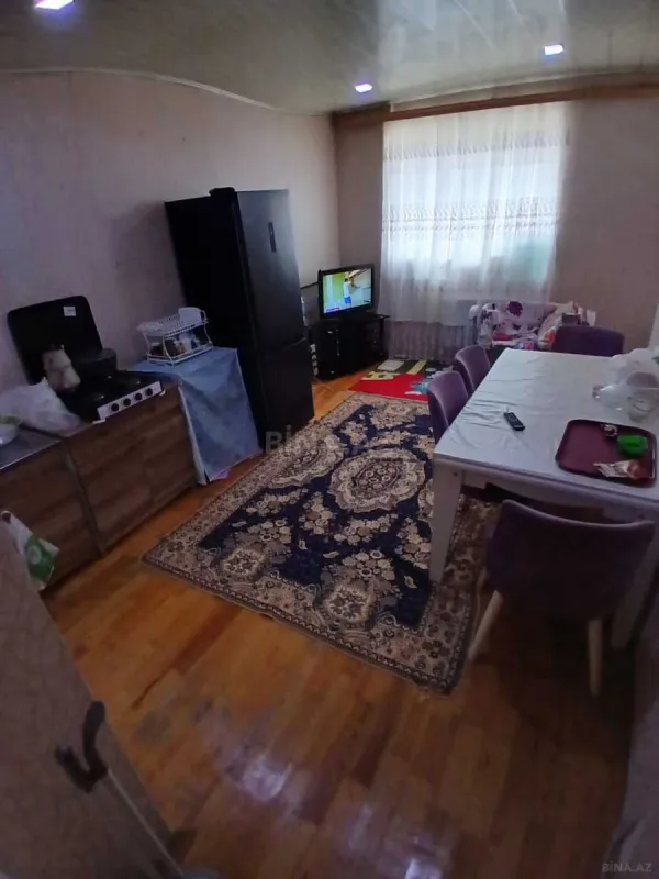 Satılır 2 otaqlı mənzil 70 m²