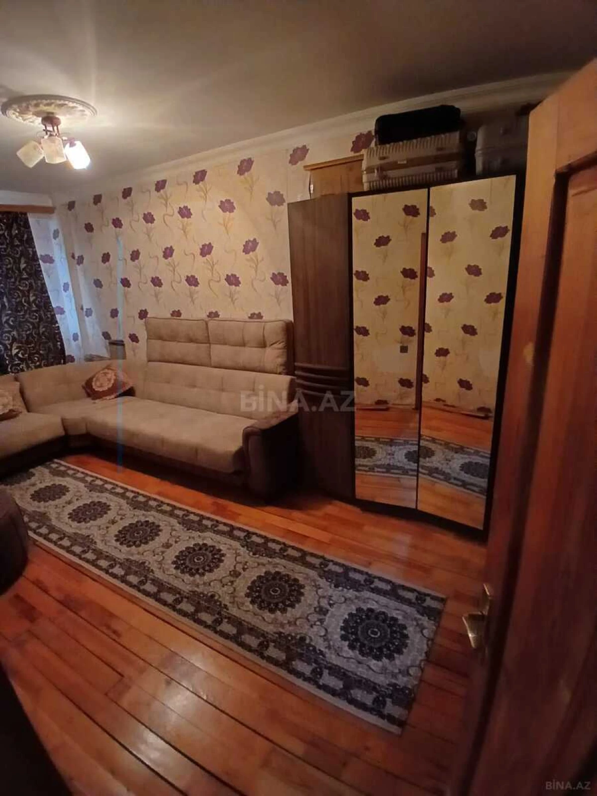 Satılır 2 otaqlı mənzil 70 m²