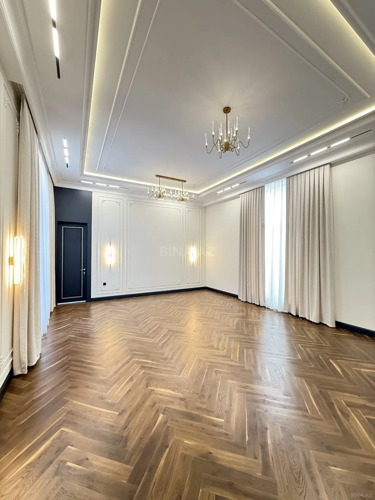 Satılır 5 otaqlı həyət evi 255 m²