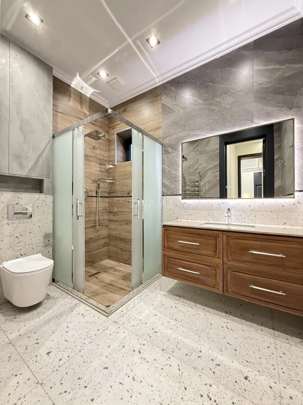 Satılır 5 otaqlı həyət evi 250 m²