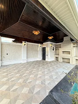 Satılır 5 otaqlı həyət evi 250 m²