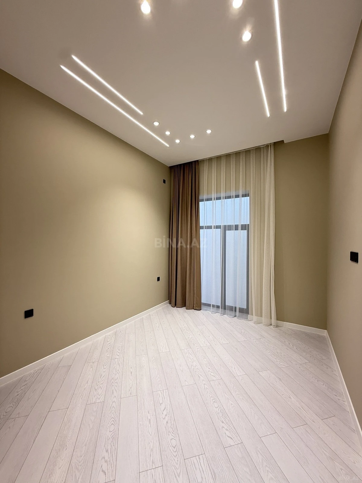 Satılır 4 otaqlı həyət evi 155 m²