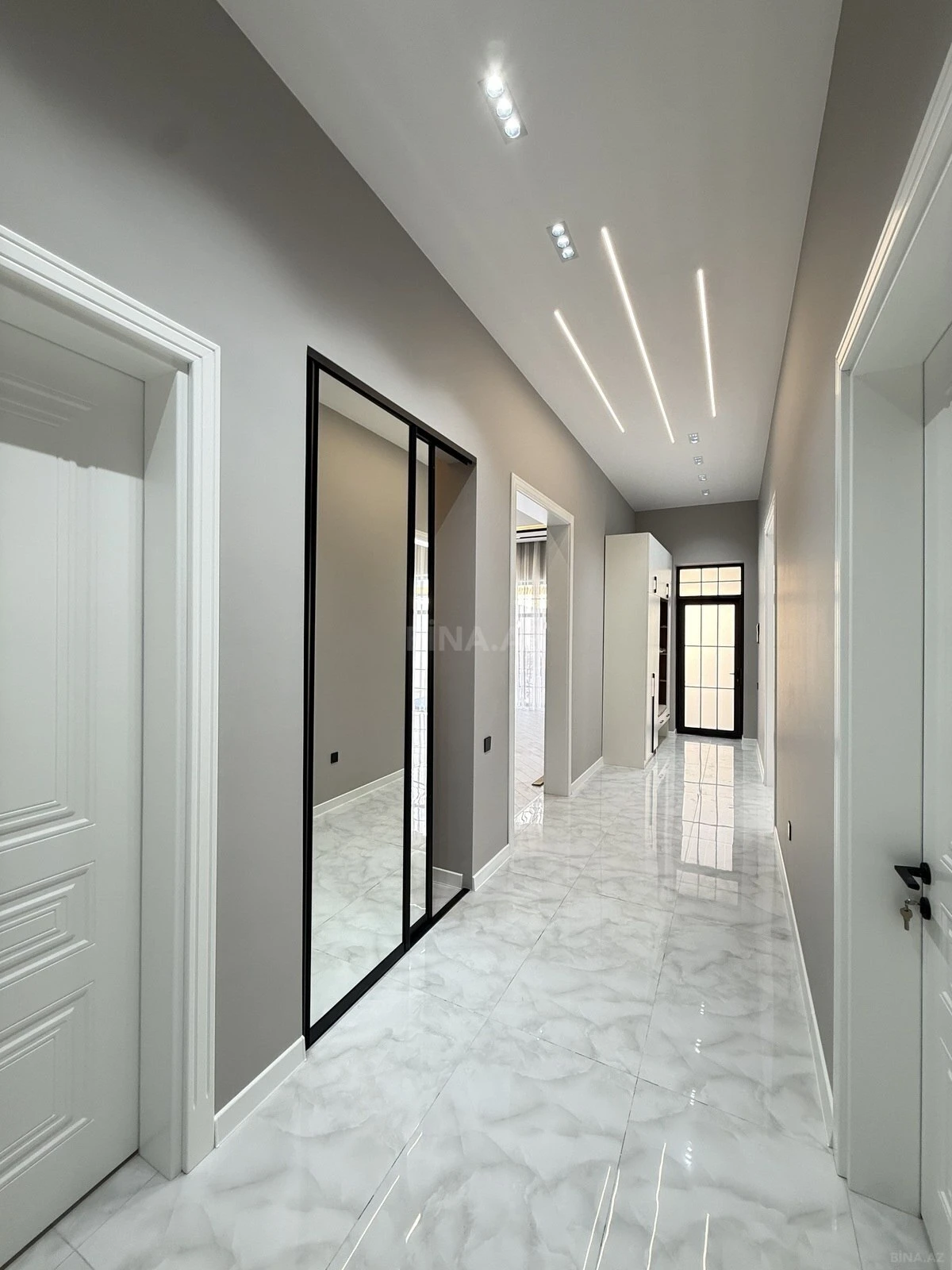 Satılır 4 otaqlı həyət evi 155 m²