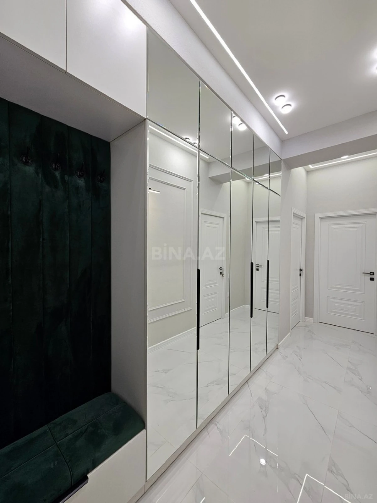 Satılır 2 otaqlı mənzil 69 m²