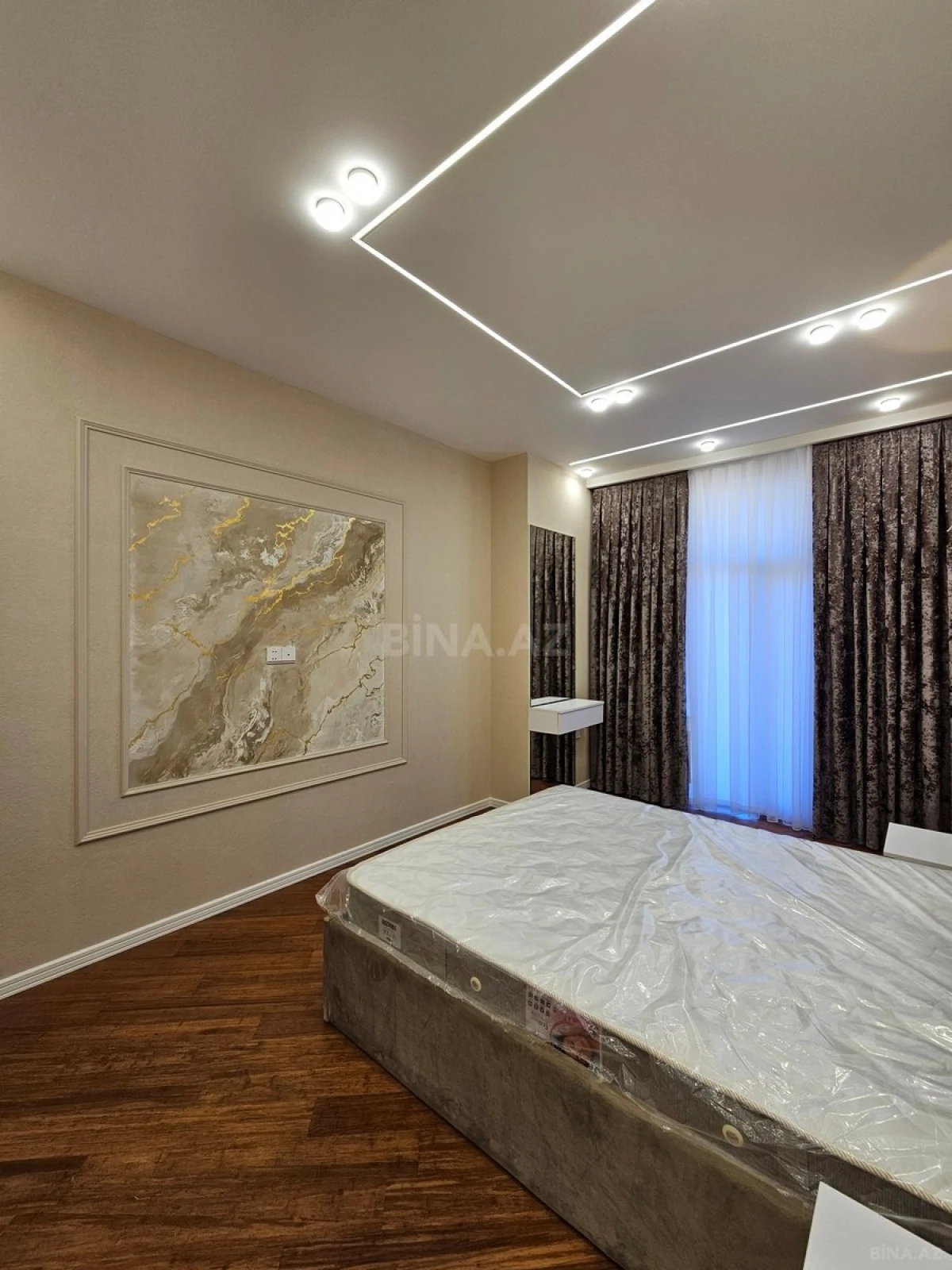Satılır 2 otaqlı mənzil 69 m²