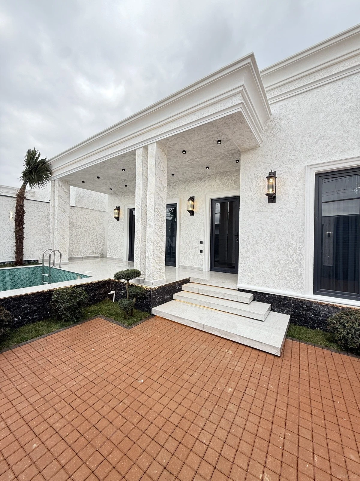 Satılır 4 otaqlı həyət evi 120 m²