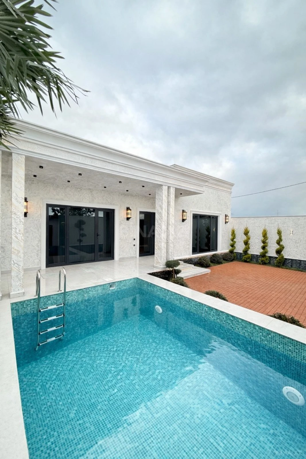 Satılır 4 otaqlı həyət evi 120 m²