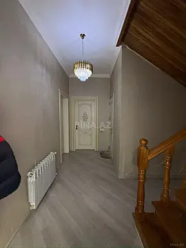 Satılır 4 otaqlı həyət evi 140 m²