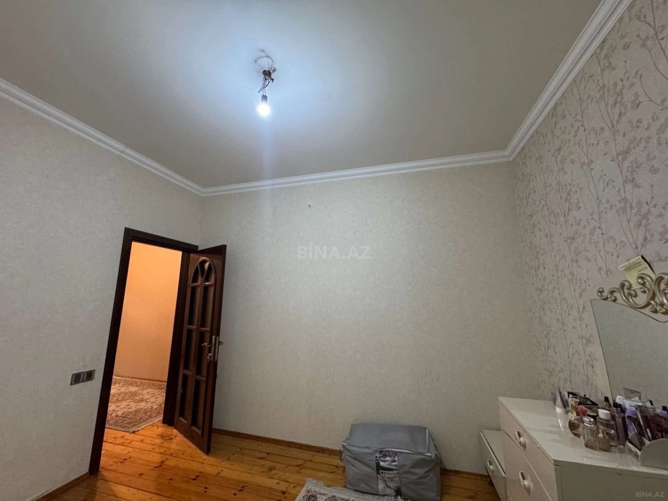Satılır 4 otaqlı həyət evi 140 m²