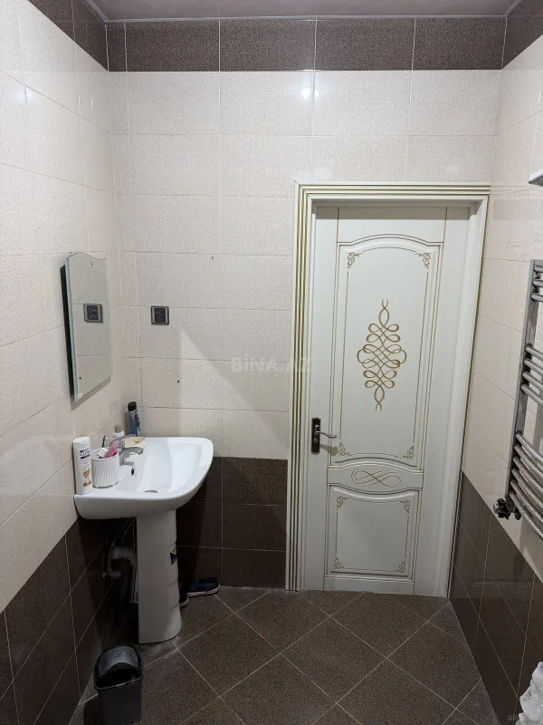 Satılır 4 otaqlı həyət evi 140 m²