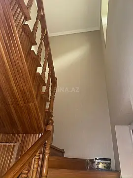 Satılır 4 otaqlı həyət evi 140 m²