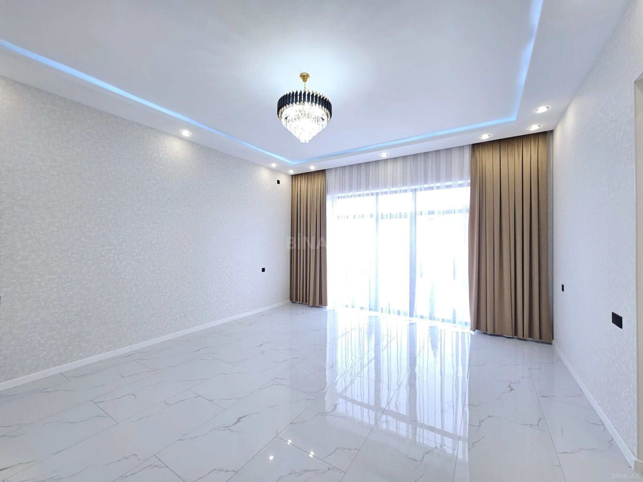 Satılır 3 otaqlı həyət evi 140 m²