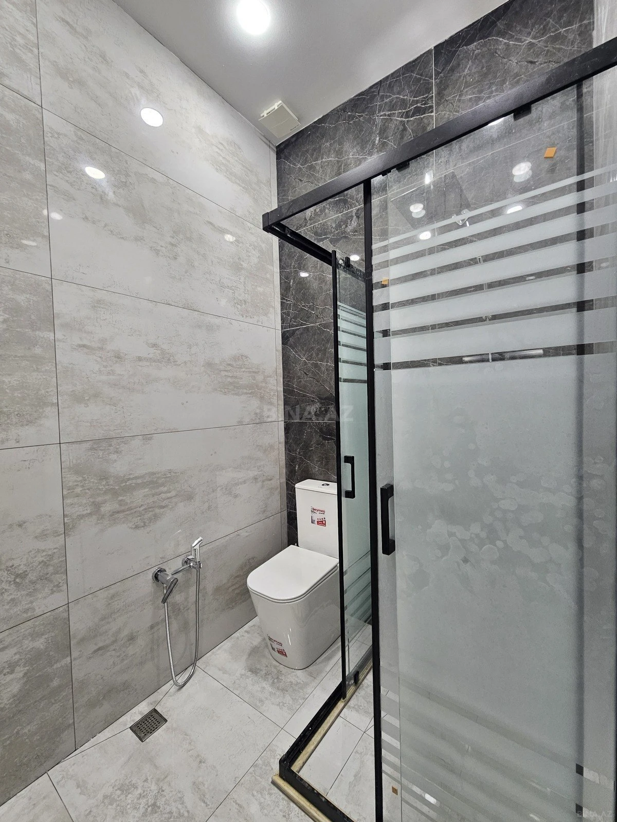 Satılır 3 otaqlı həyət evi 140 m²