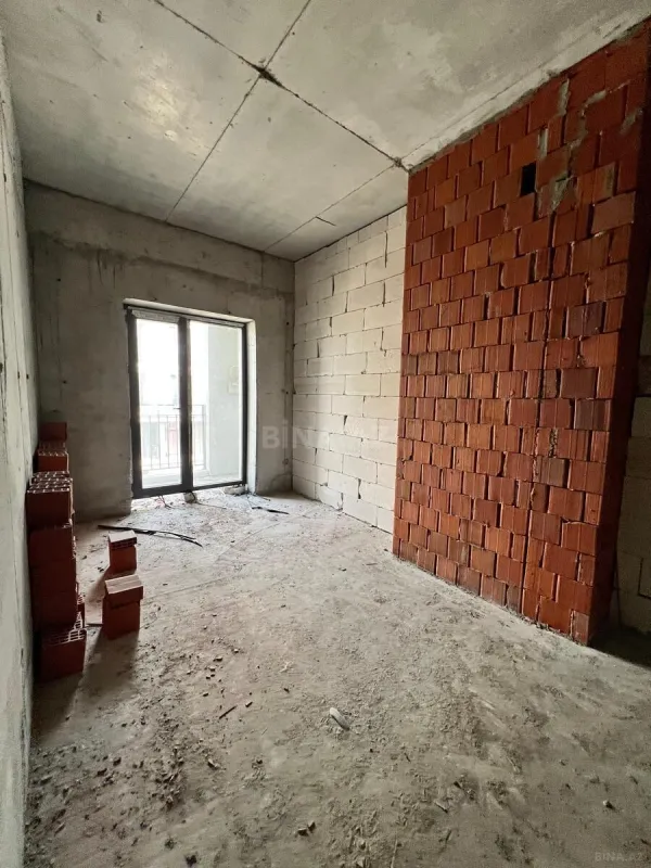 Satılır 2 otaqlı mənzil 62 m²