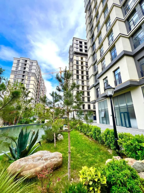 Satılır 2 otaqlı mənzil 62 m²