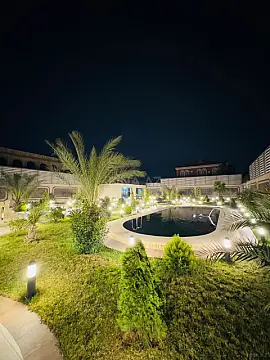 Satılır 8 otaqlı həyət evi 600 m²