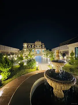 Satılır 8 otaqlı həyət evi 600 m²