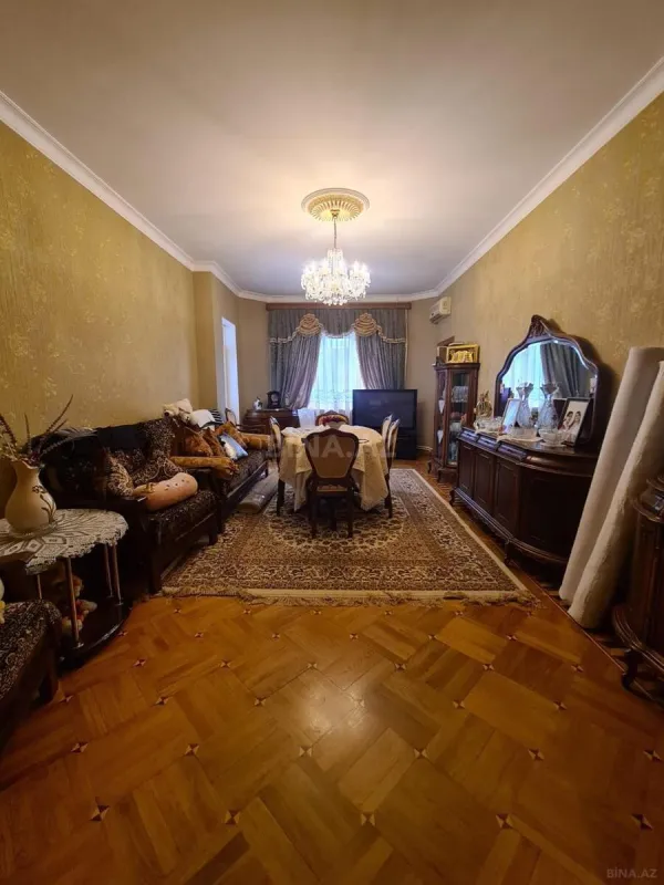 Satılır 3 otaqlı mənzil 90 m²