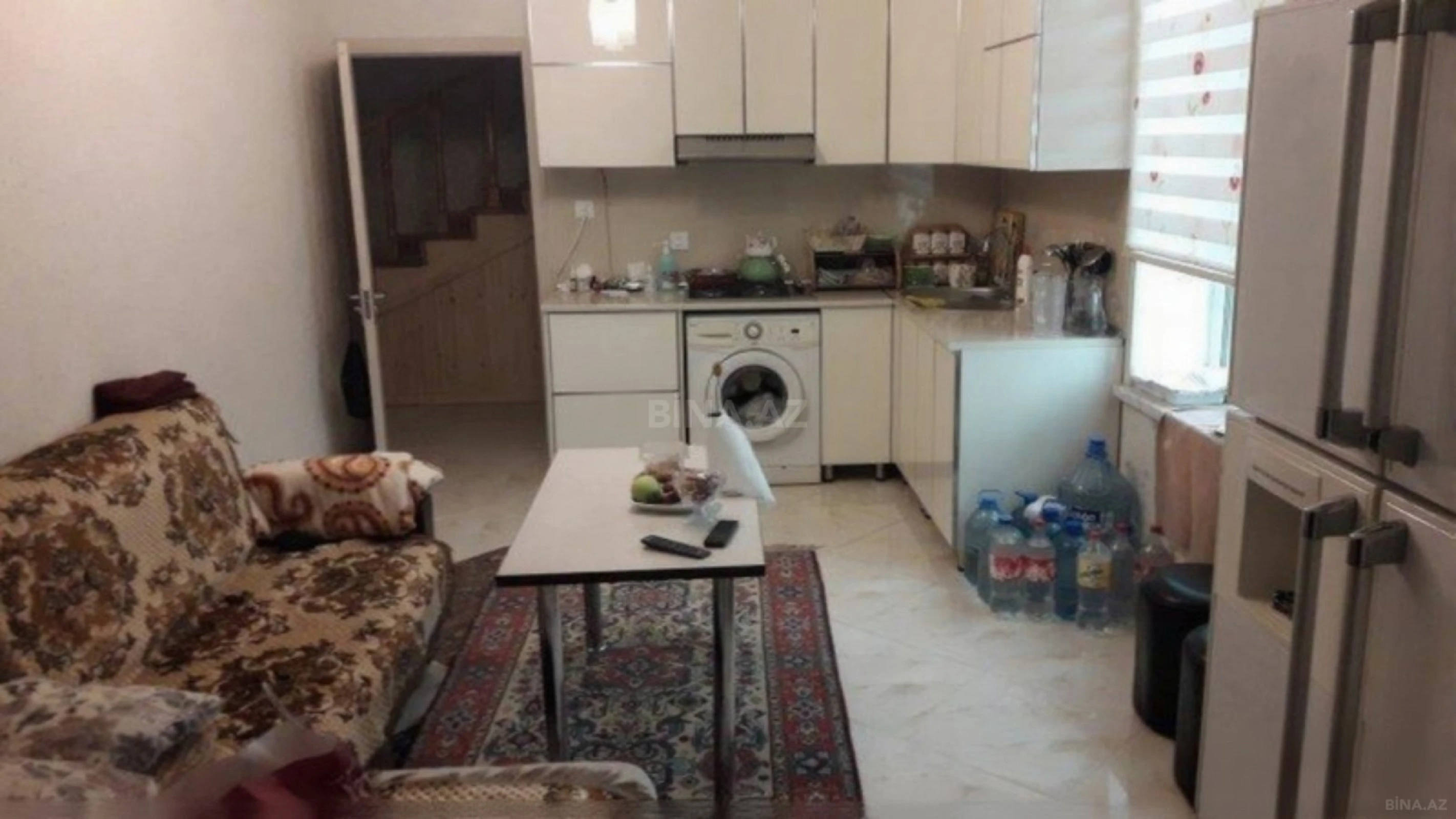 Kirayə verilir 6 otaqlı həyət evi 300 m²