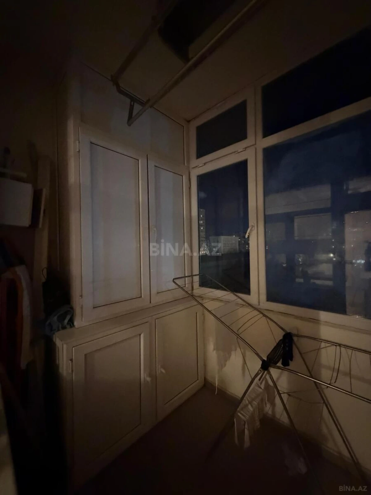 Satılır 3 otaqlı mənzil 130 m²