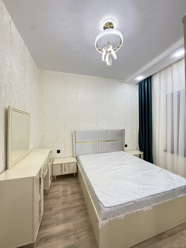 Satılır 4 otaqlı həyət evi 140 m²