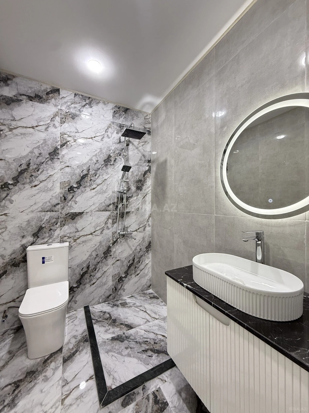 Satılır 4 otaqlı həyət evi 140 m²