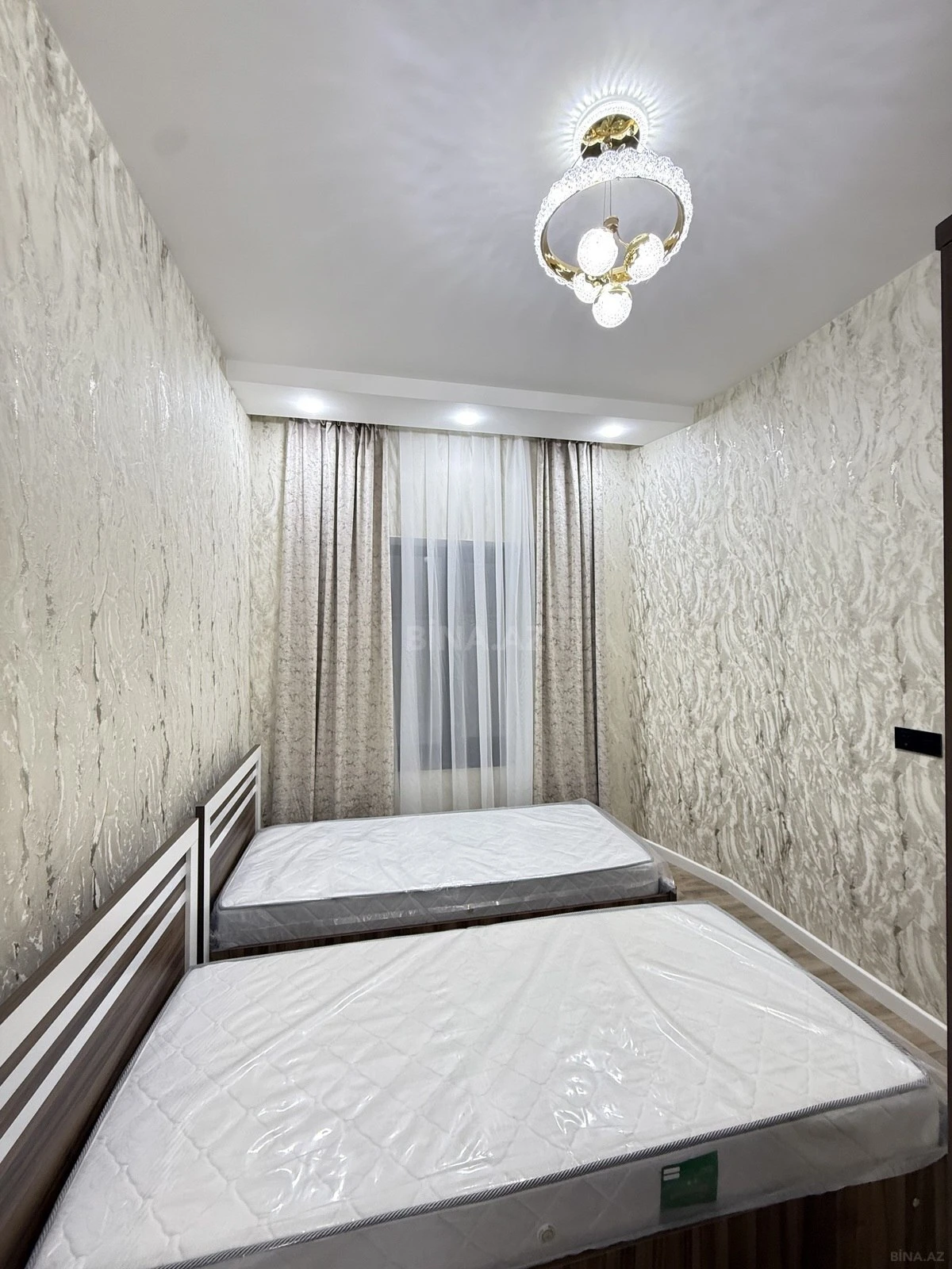 Satılır 4 otaqlı həyət evi 140 m²