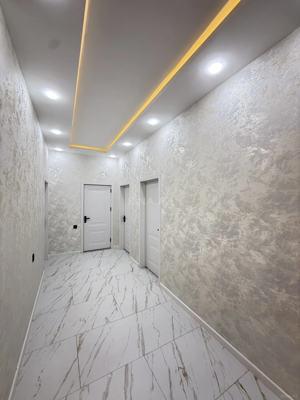 Satılır 4 otaqlı həyət evi 140 m²