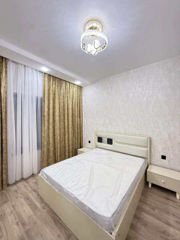 Satılır 4 otaqlı həyət evi 140 m²