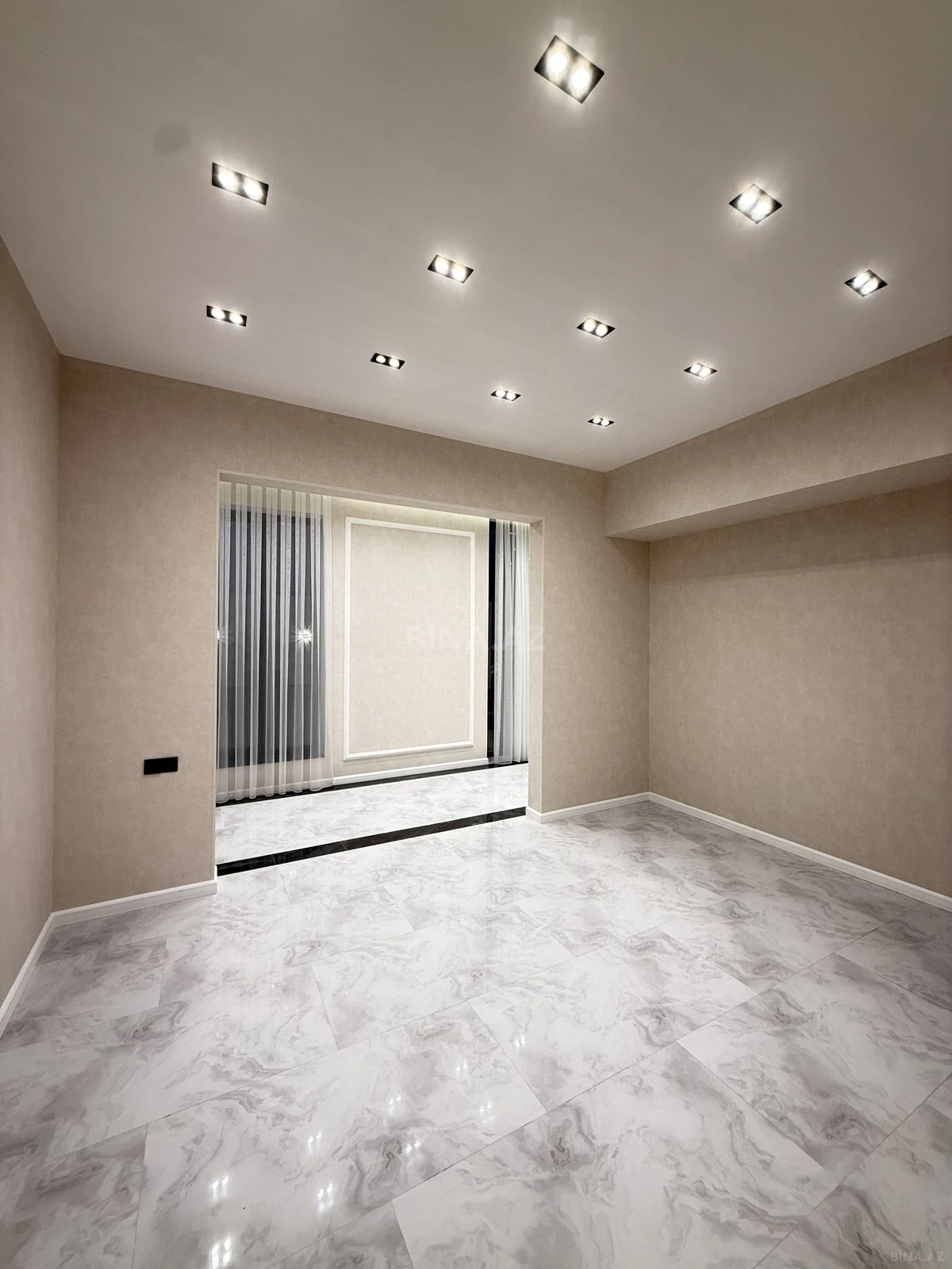 Satılır 4 otaqlı həyət evi 200 m²