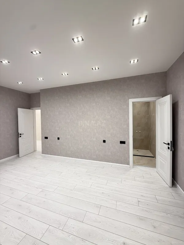 Satılır 4 otaqlı həyət evi 200 m²