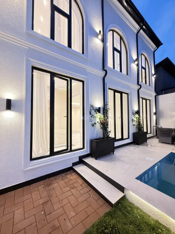 Satılır 4 otaqlı həyət evi 200 m²