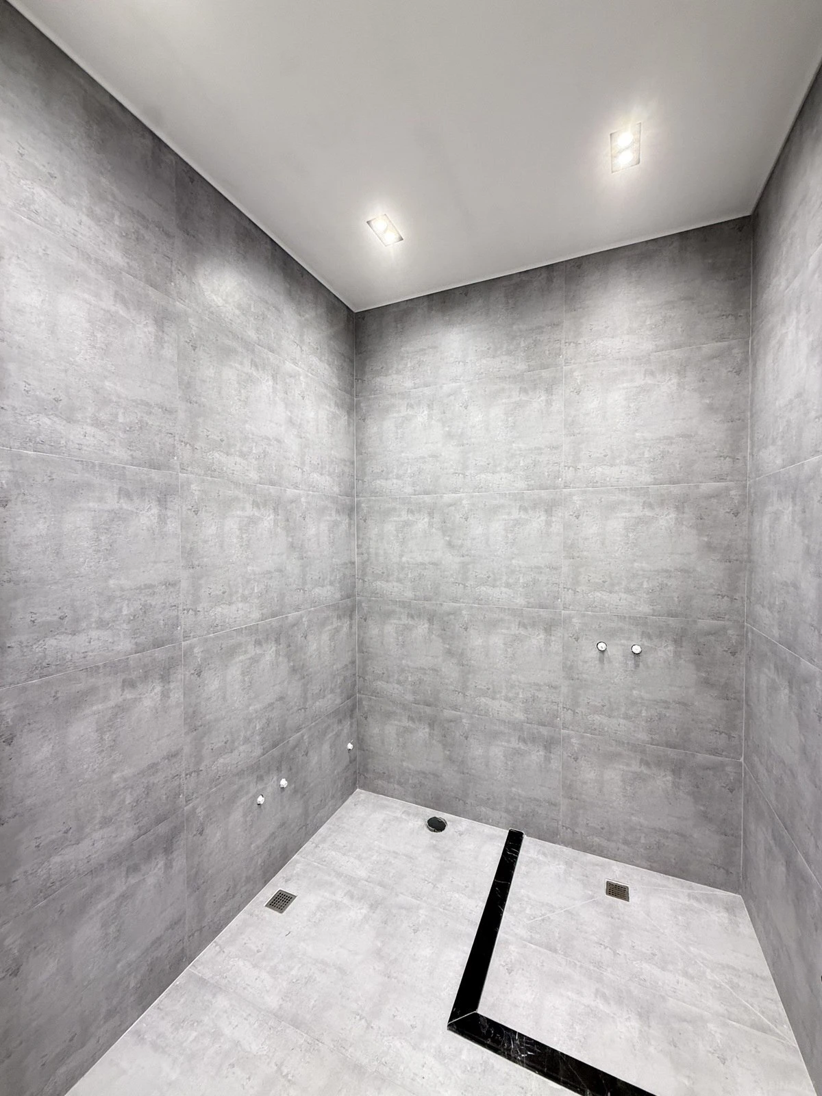 Satılır 4 otaqlı həyət evi 200 m²