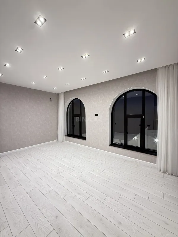 Satılır 4 otaqlı həyət evi 200 m²