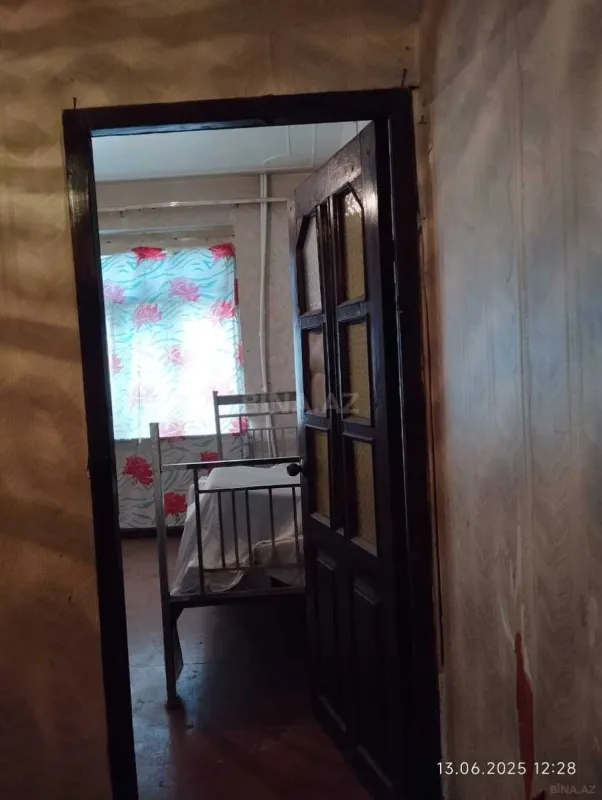 Satılır 5 otaqlı mənzil 110 m²